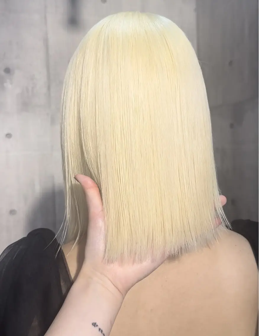 セミロング ヘアカラー Maisonレイヤー ハッシュカット/三宮のヘアスタイル