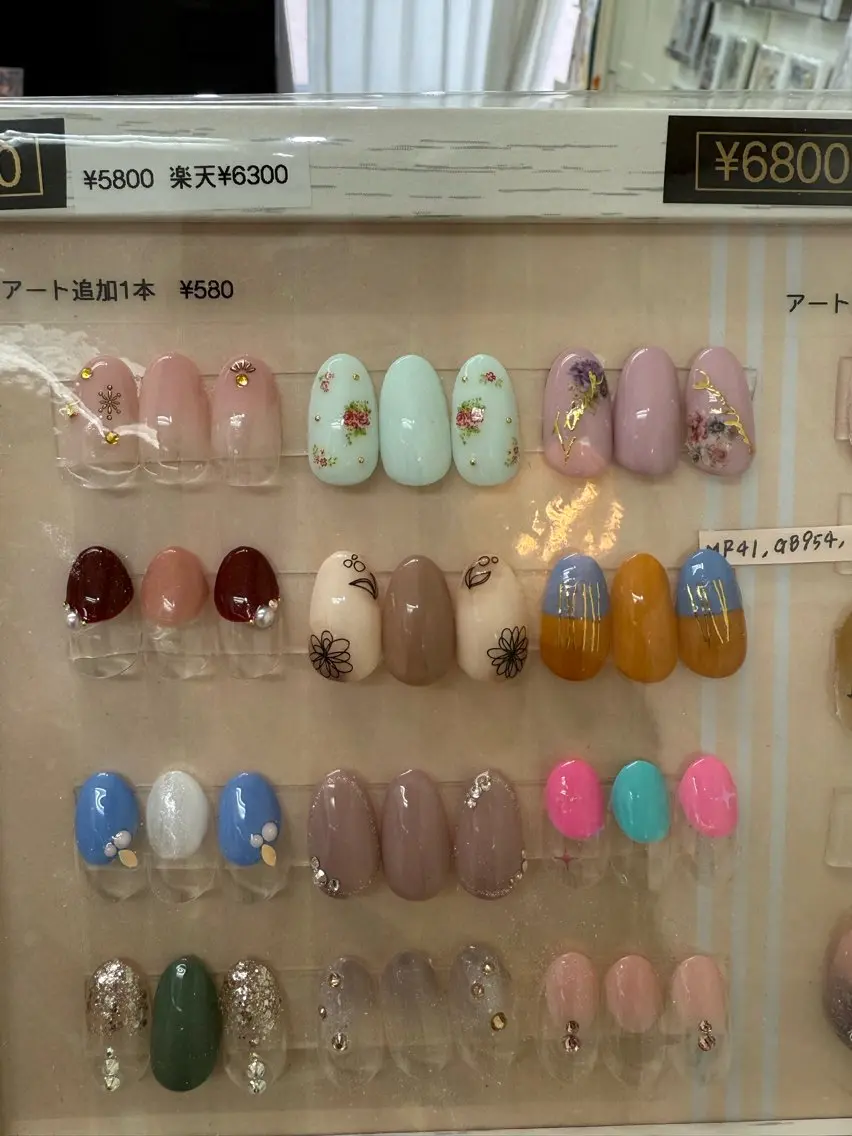 ネイル ハンドネイル Nail Buzz 宮木のネイルデザイン