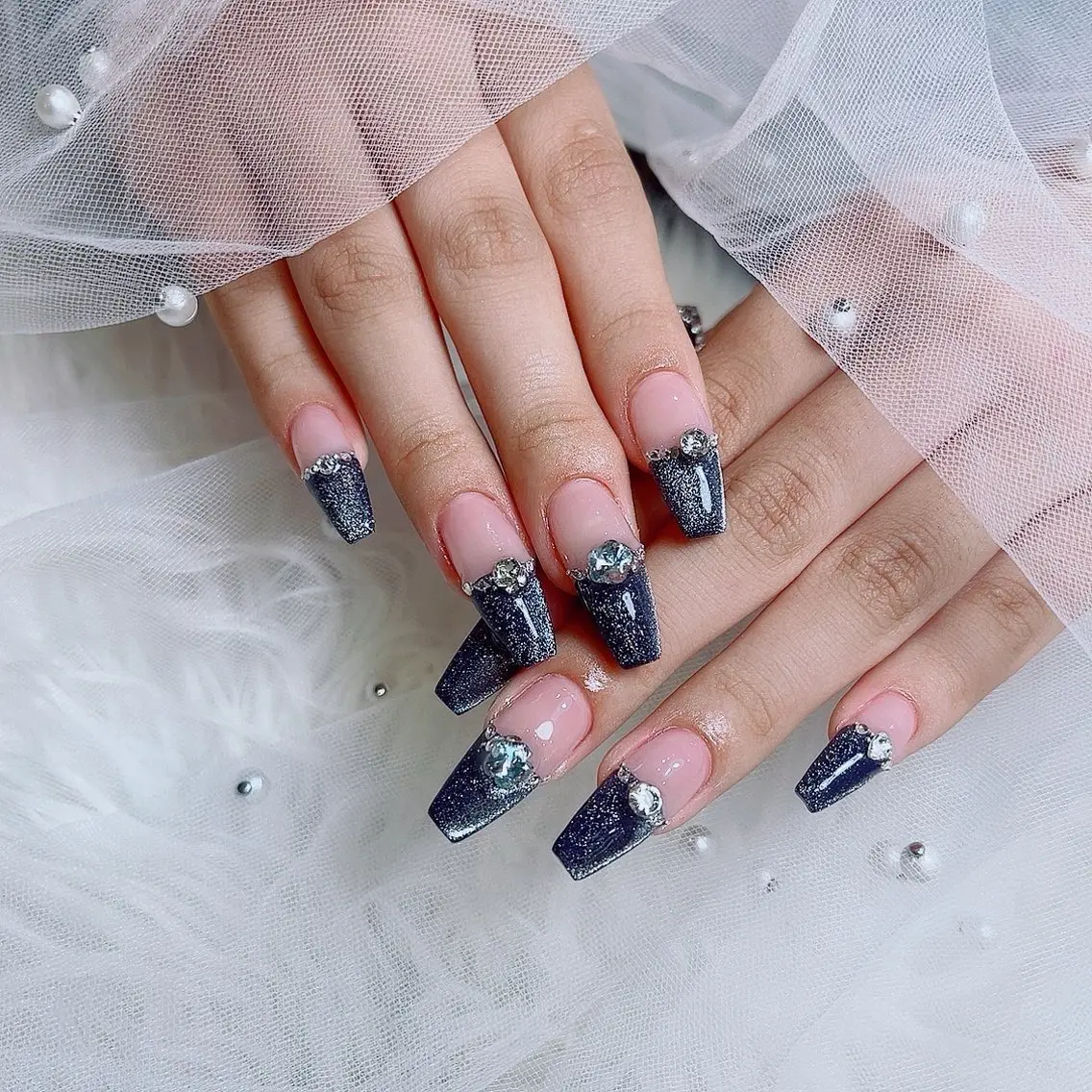 ネイル フレンチネイル キラキラネイル 韓国ネイル ラメ(グリッター) ロングネイル Sora NAILのネイルデザイン