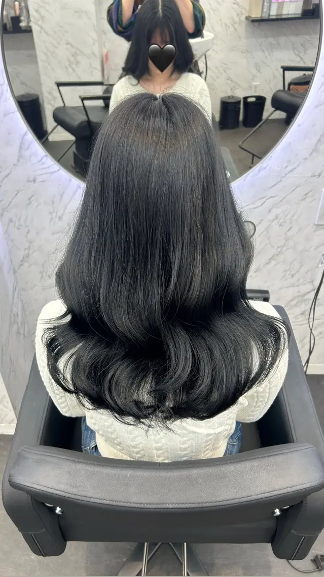 ロング カラー 黒髪 ヘアカラー トリートメント カット¥1100 ✂️MIUのヘアスタイル