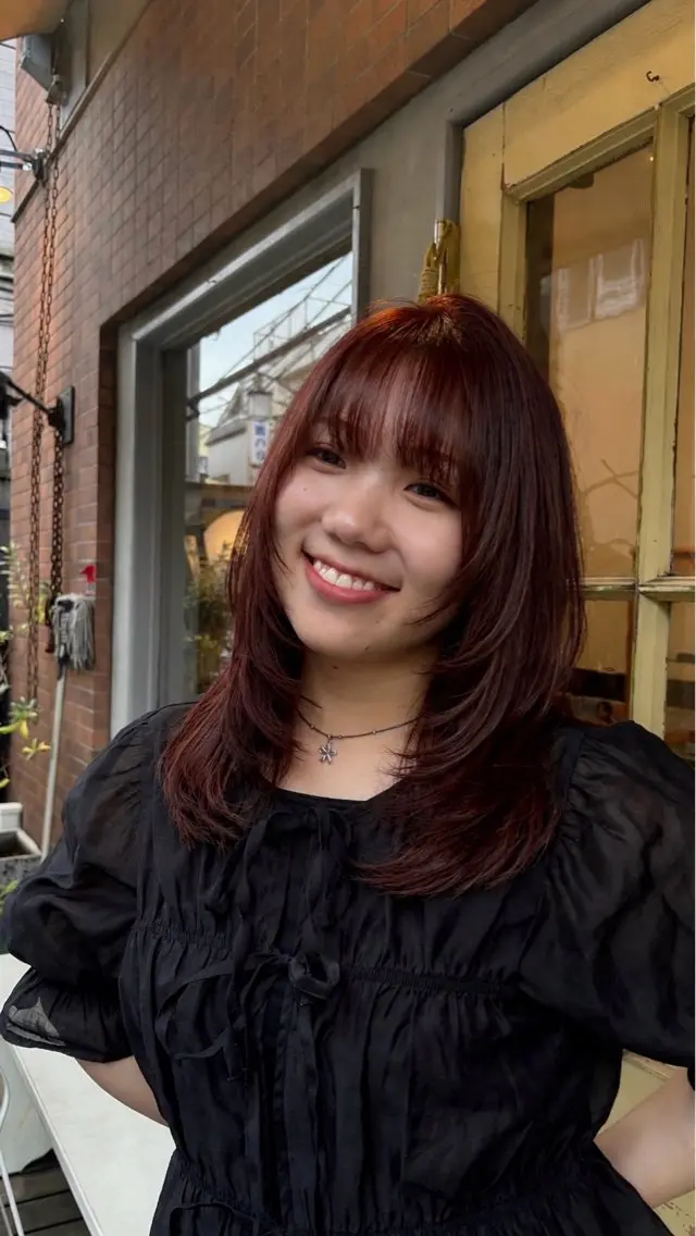 ミディアム 甲斐 真桜のヘアスタイル