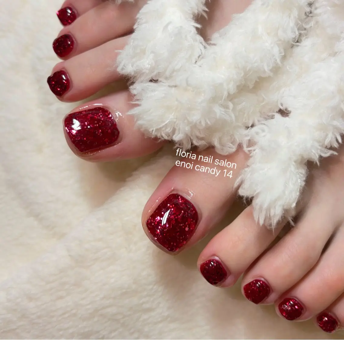 ネイル チークネイル ドット フットネイル フレンチネイル ジェルネイル フットネイル Floria nail salonのネイルデザイン