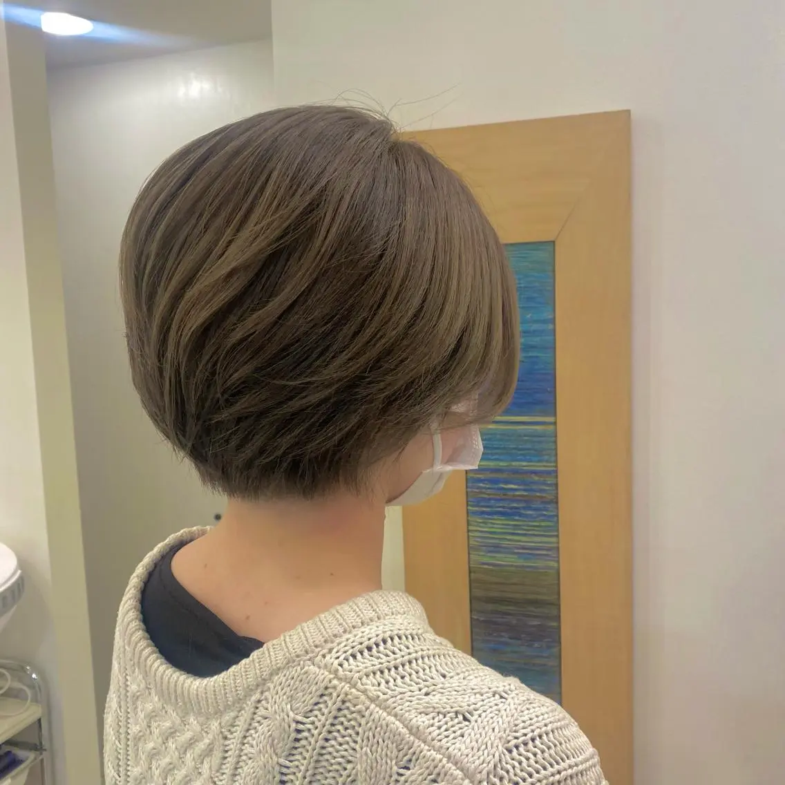 ショート ヘアカラー 冨樫 真季のヘアスタイル