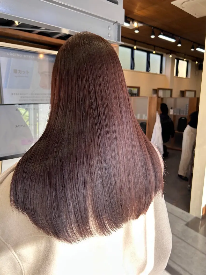 ロング カット ヘアカラー 井上 萌のヘアスタイル