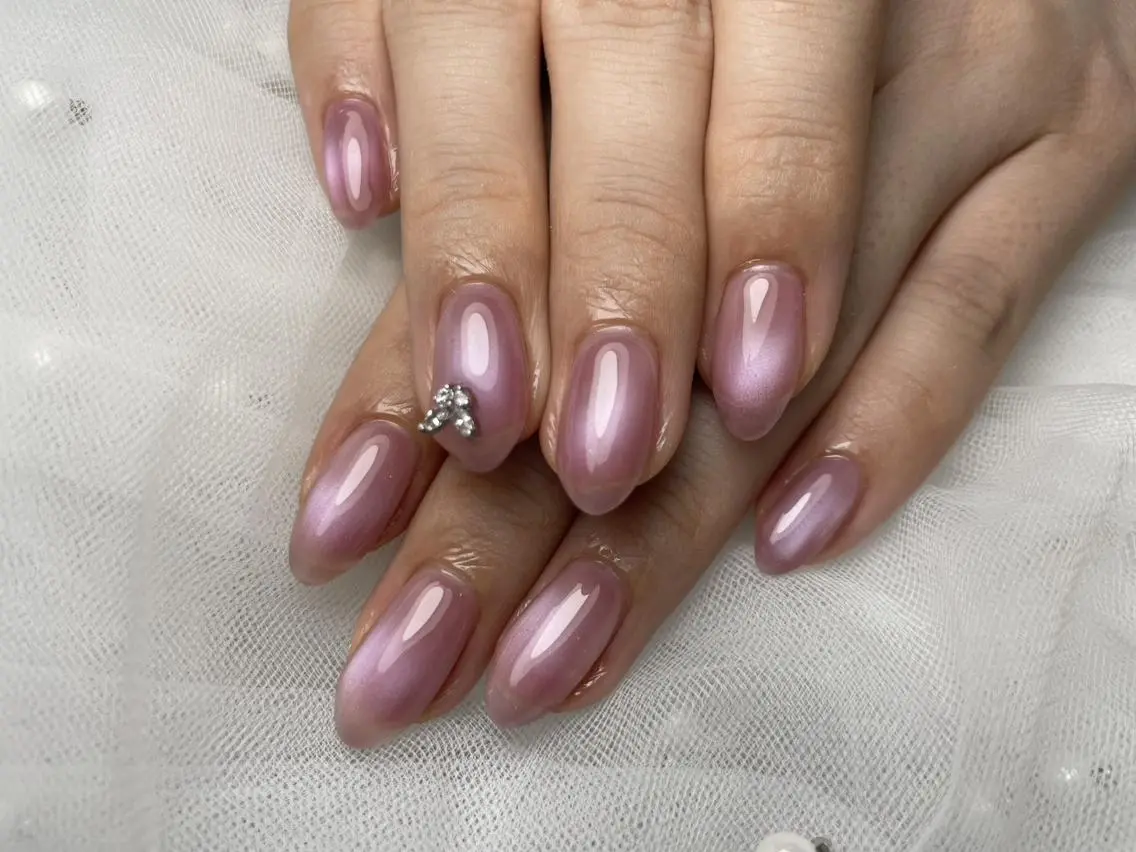 ネイル LUNE 銀座 Eri✨のネイルデザイン