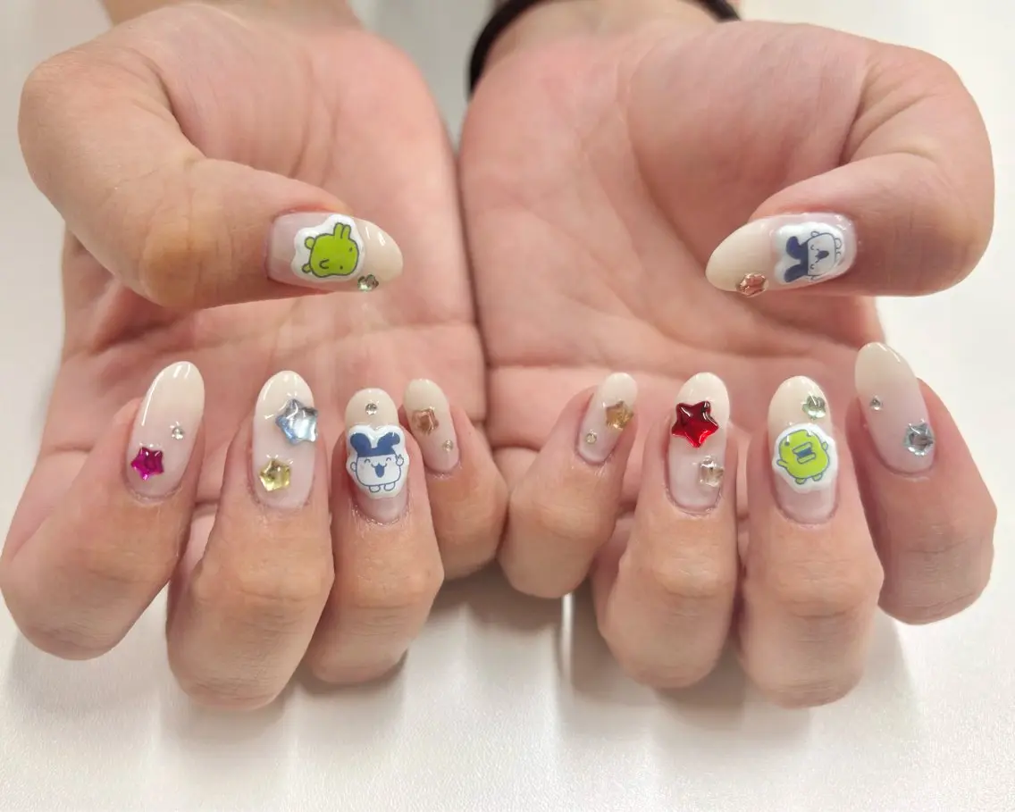 ネイル 持ち込み ハンドネイル Sakura Hのネイルデザイン