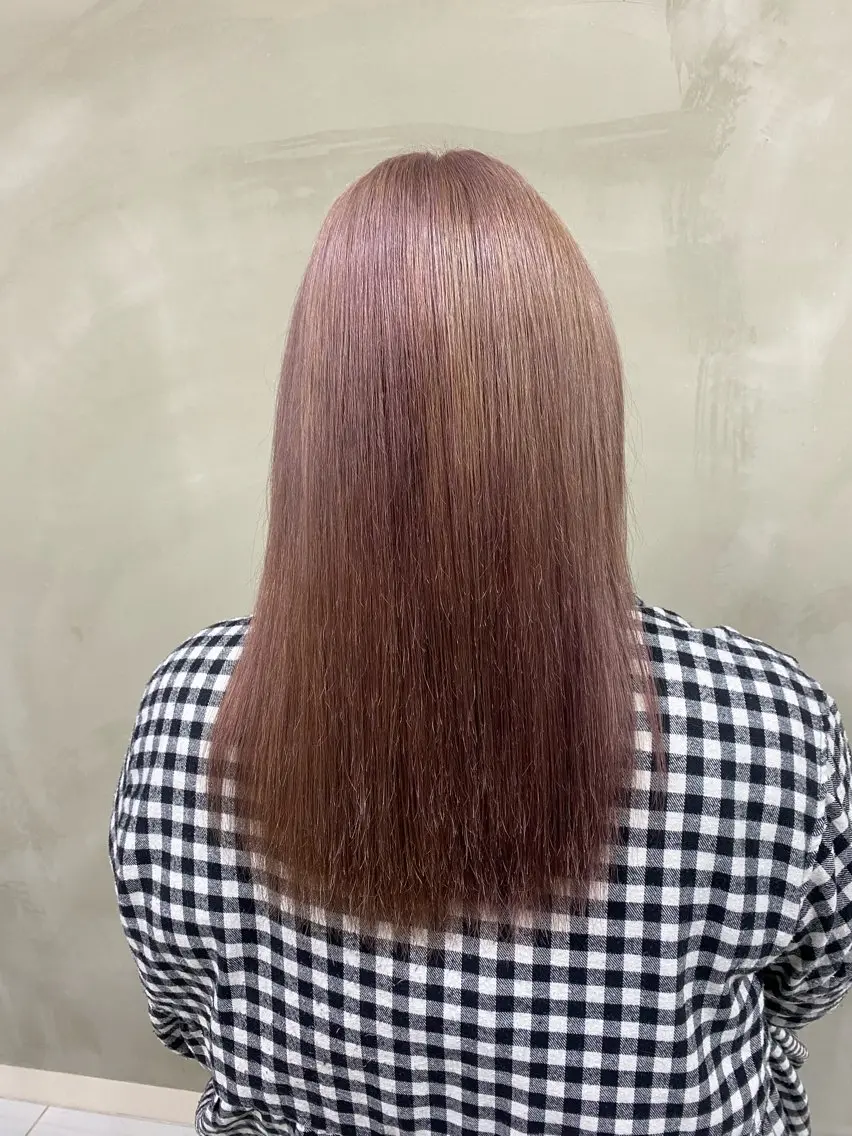 セミロング カラー GRANDEUR やまだかなのヘアスタイル