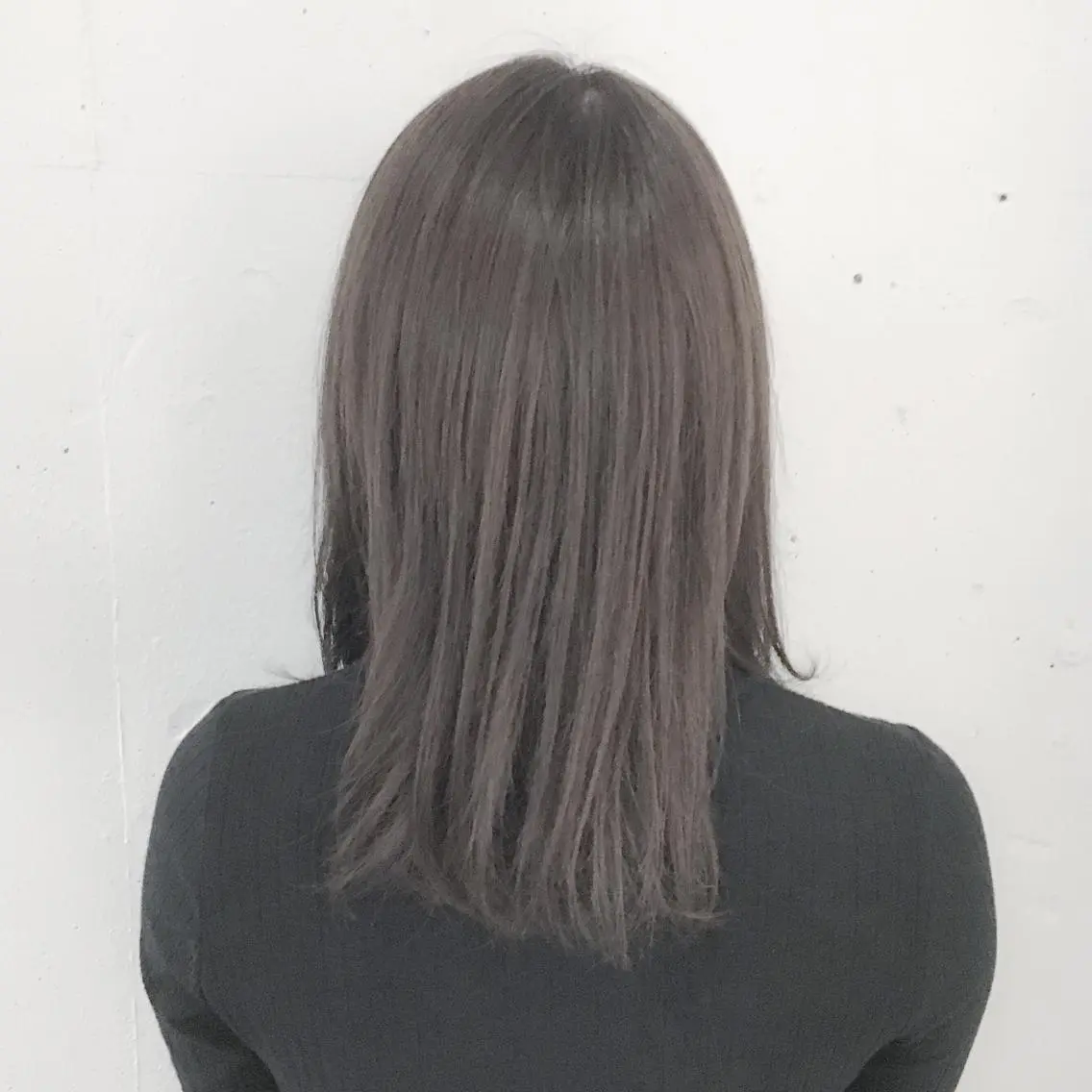 セミロング カラー グレージュ ヘアカラー トリートメント トミタ アツシのヘアスタイル