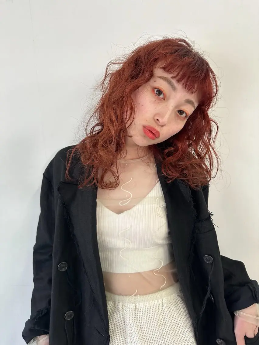 セミロング カラー パーマ パーマ 塩澤 榛奈のヘアスタイル