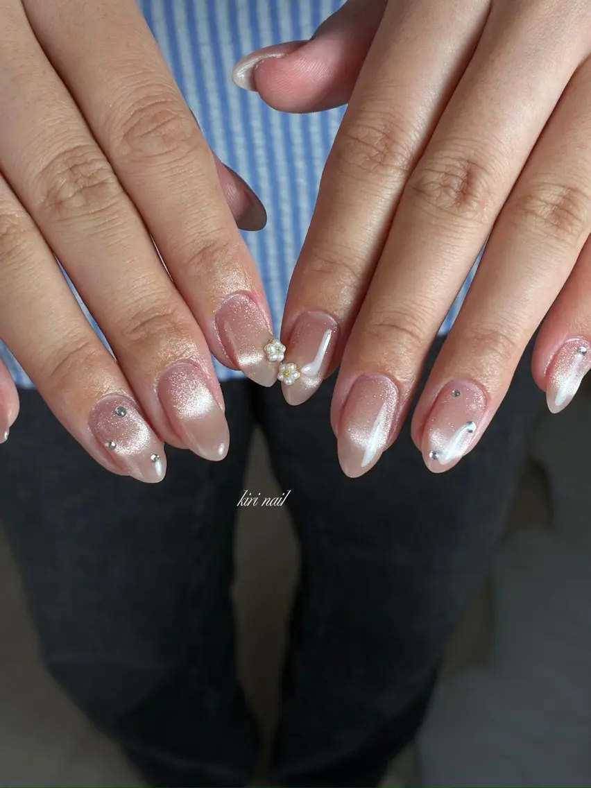 ネイル マグネットネイル オフィスネイル シンプルネイル ハンドネイル kiri nail キリネイルのネイルデザイン