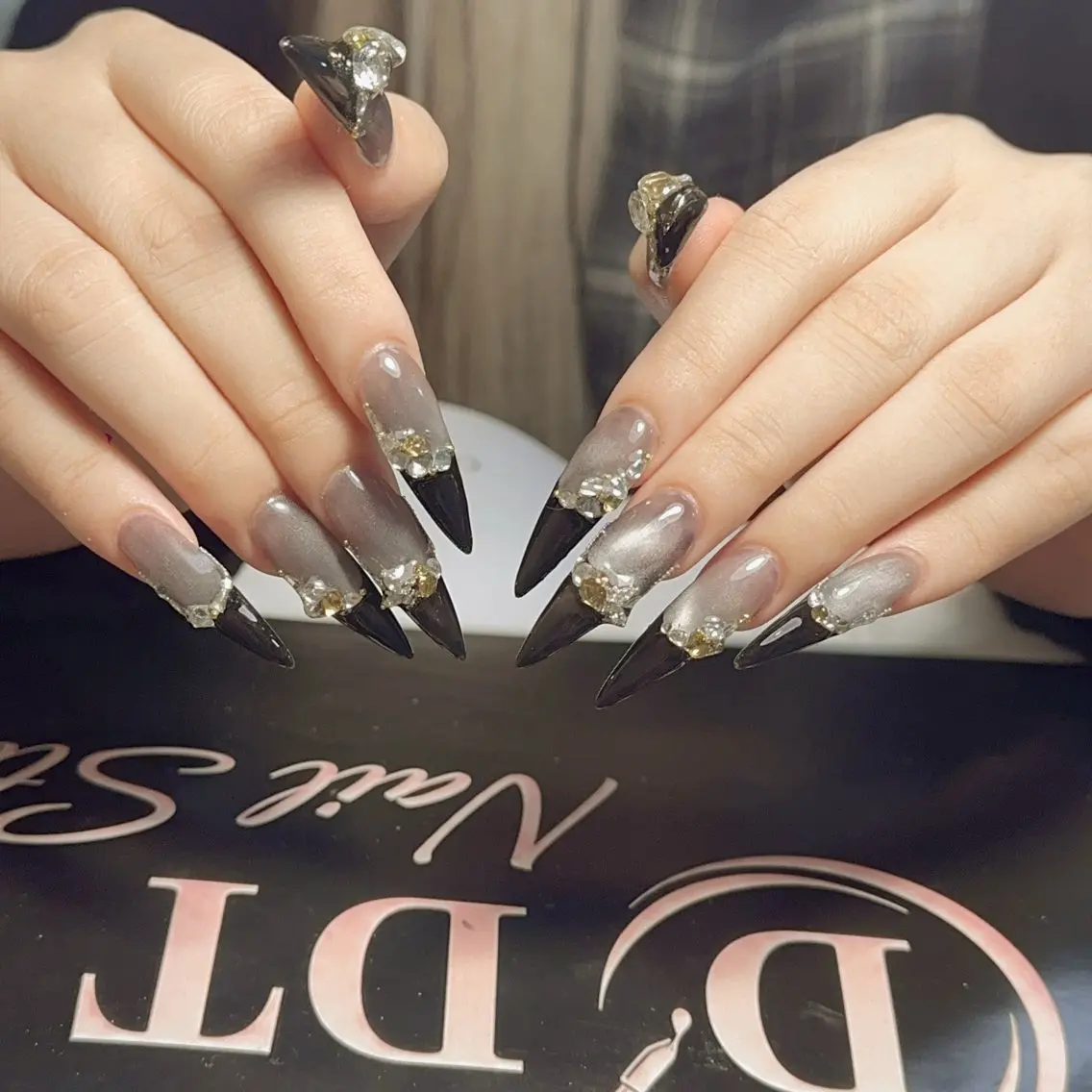 ネイル ハンドネイル DT nailのネイルデザイン