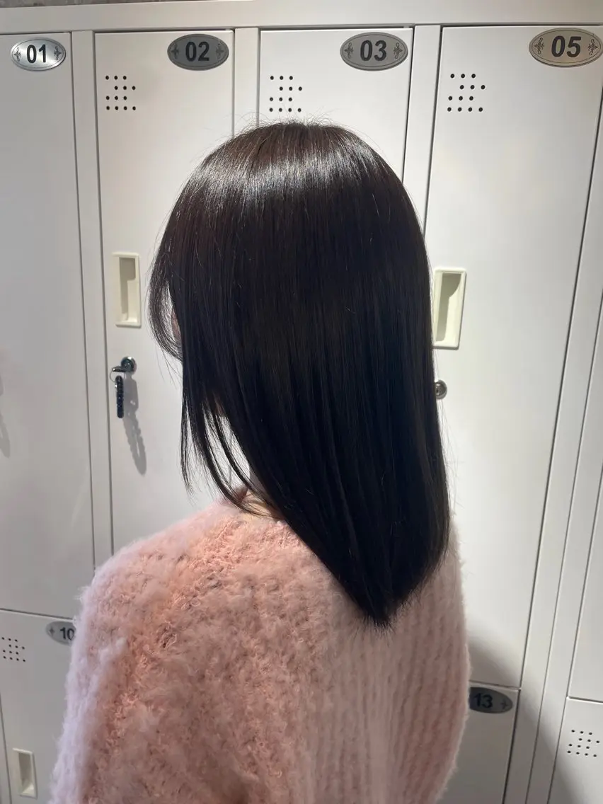 ミディアム カラー グレージュ ヘアカラー mana / 藤崎美容室のヘアスタイル