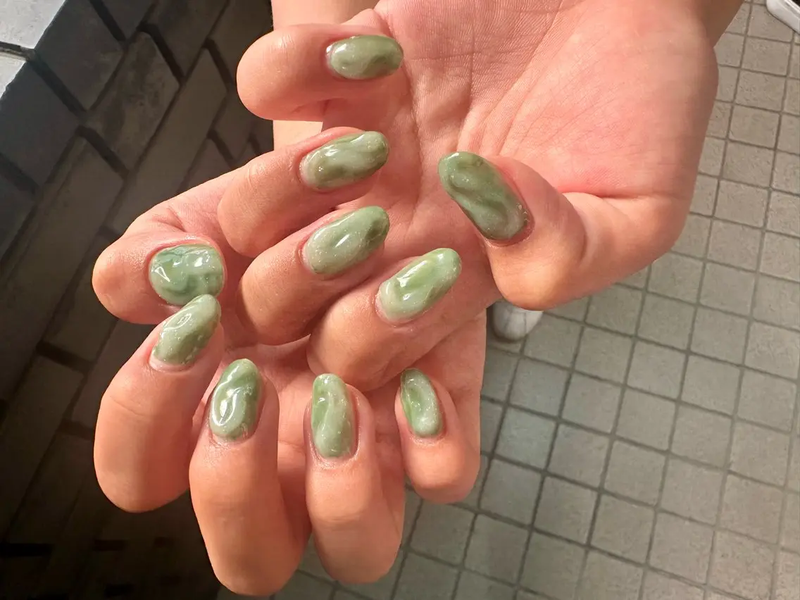 ネイル ブルー グリーン ぷっくりネイル NISHIOKA FUKUMIのネイルデザイン