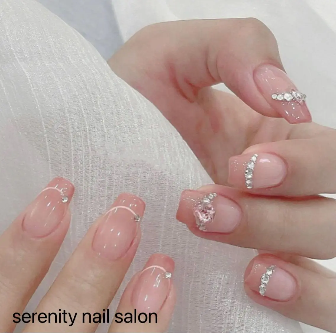 ネイル ハンドネイル ハンドケア ✨Serenity Nail salonのネイルデザイン