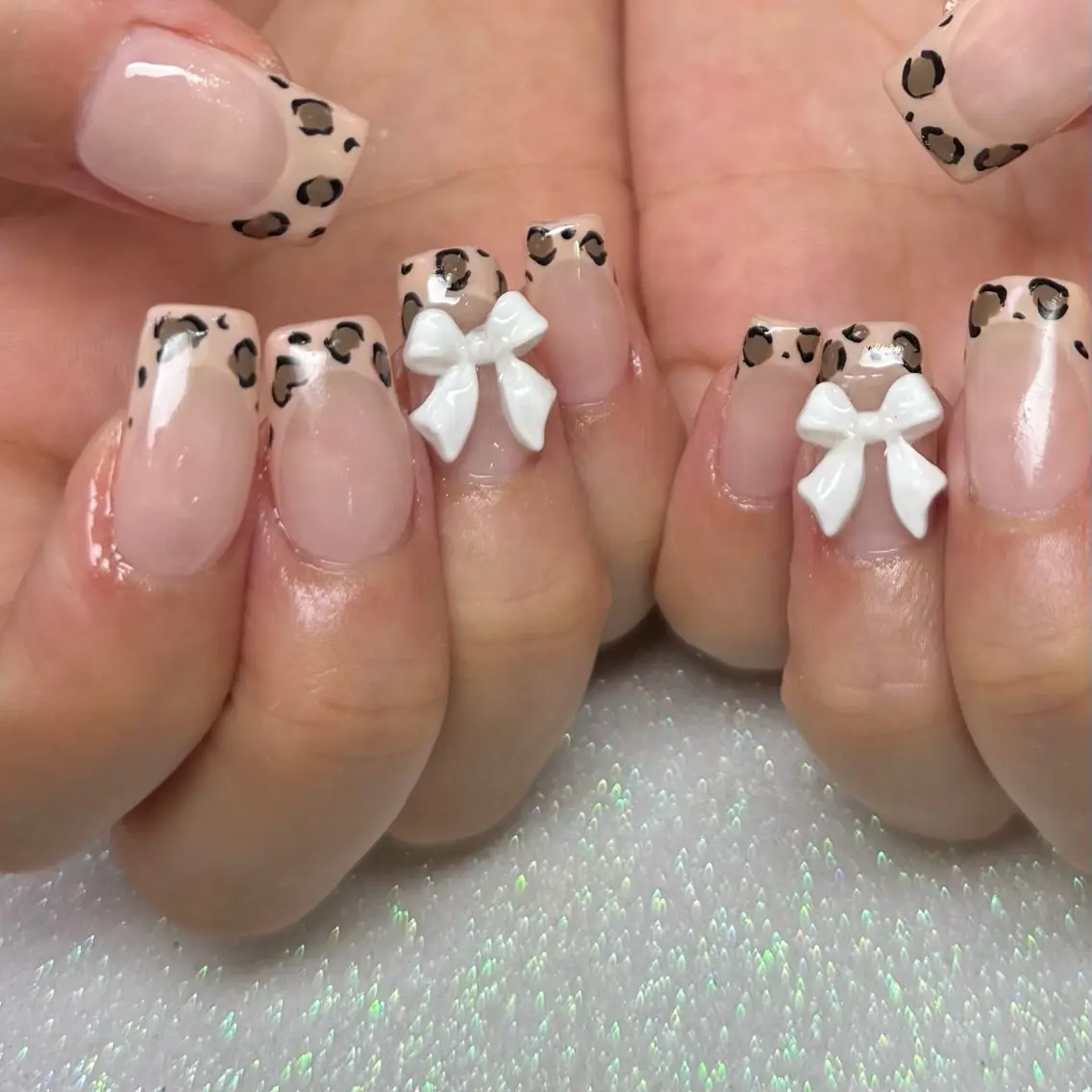 ネイル ハンドネイル VIERU 🌈🎀💖のネイルデザイン