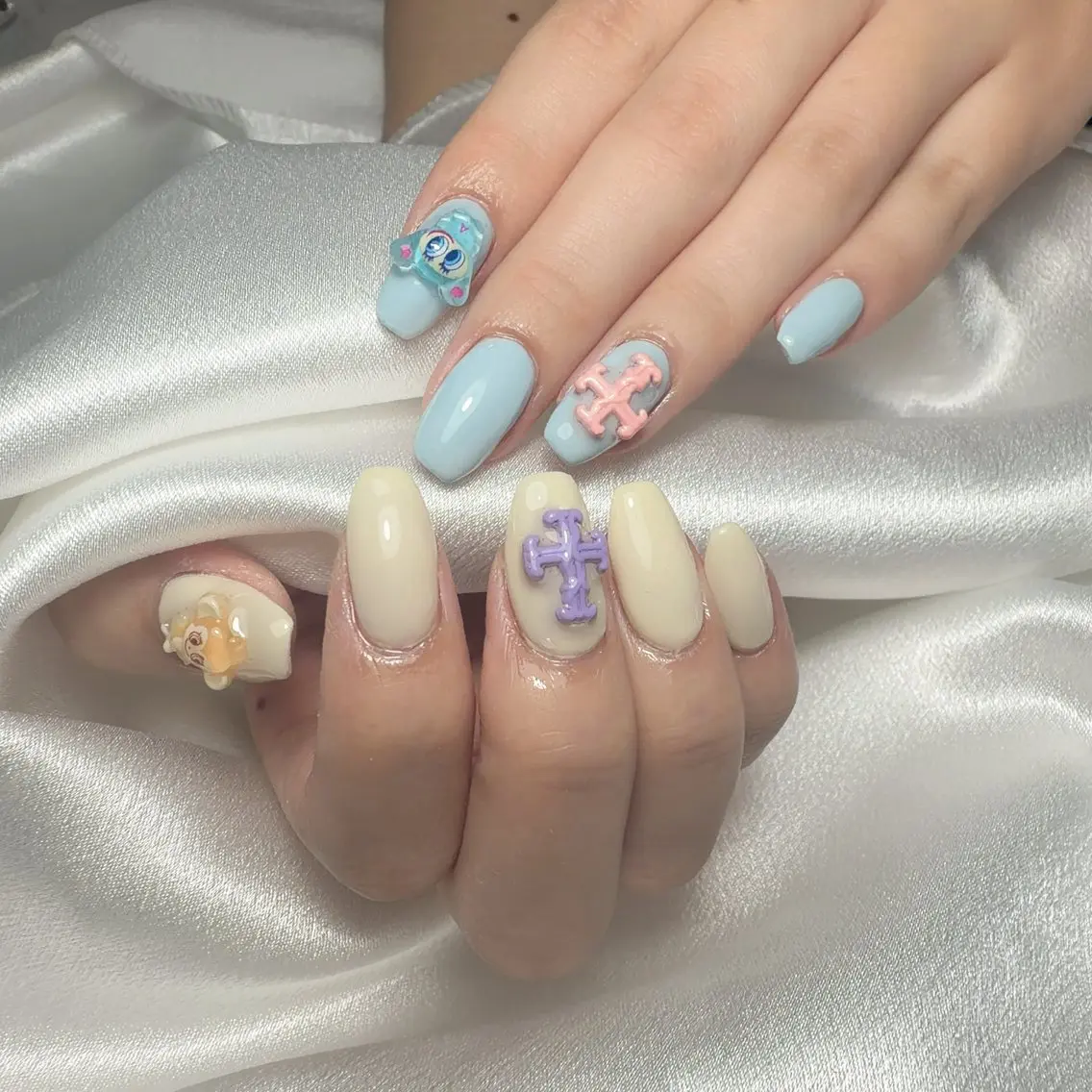 ネイル ハンドネイル 🎀NAIL RONI🎀のネイルデザイン