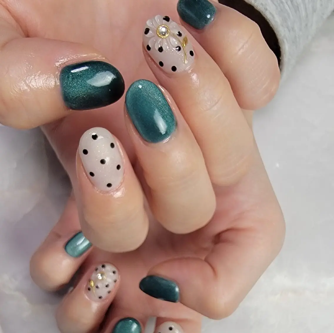 ハンドネイル nailcolore 松本のネイルデザイン