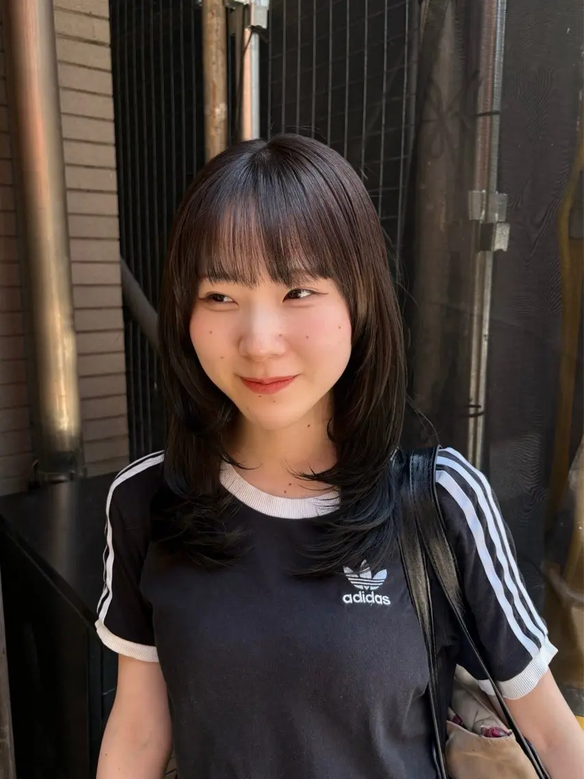 ミディアム カラー ブリーチ 透明感カラー グレージュ ブリーチなしカラー オリーブグレージュ ヘアカラー saho ⟡.·のヘアスタイル