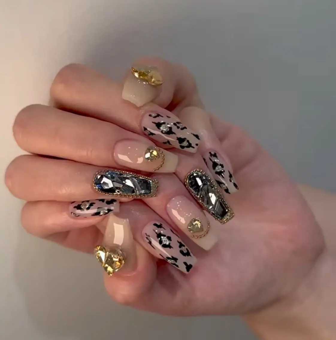 ネイル akina nailsのネイルデザイン