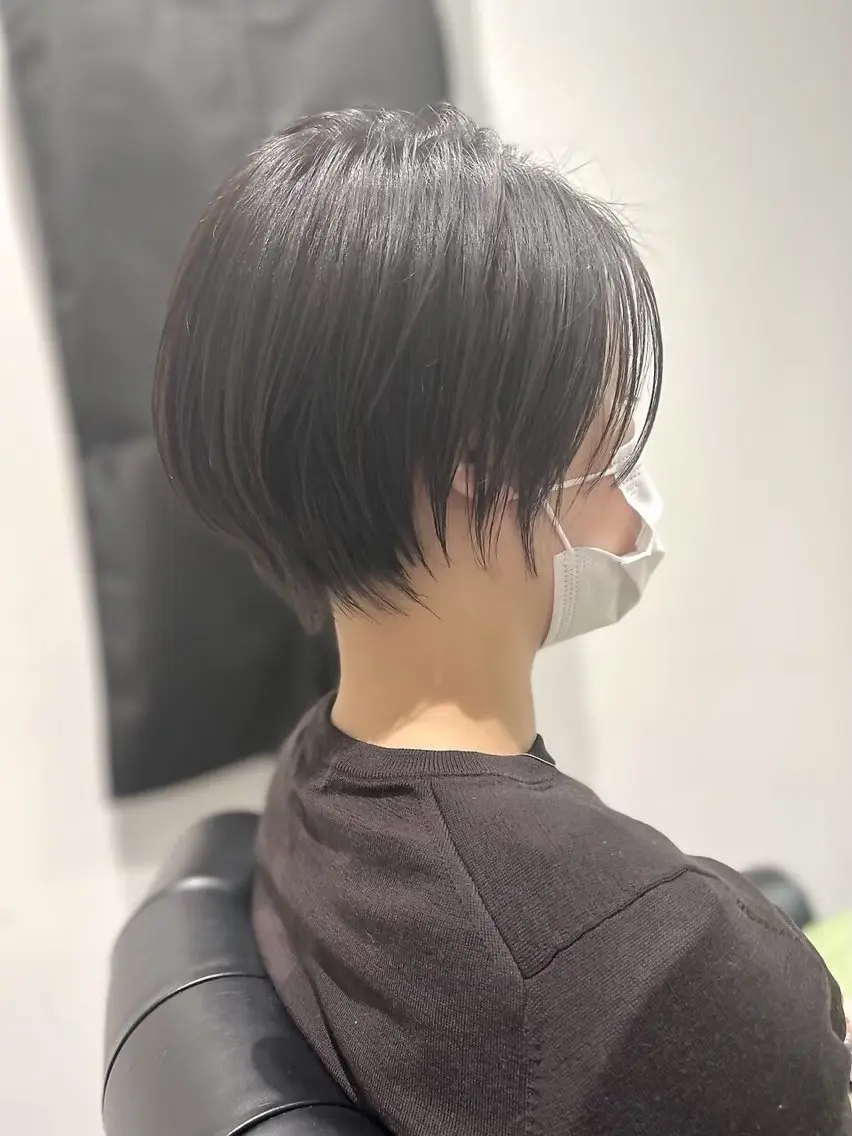 ショート カラー TheEctilo 江坂Yoshimi✨のヘアスタイル