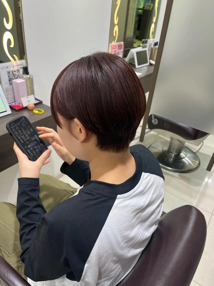 ショート パープルカラー カット ヘアカラー トリートメント ☆似合わせボブ/ ミディアム/mikaのヘアスタイル