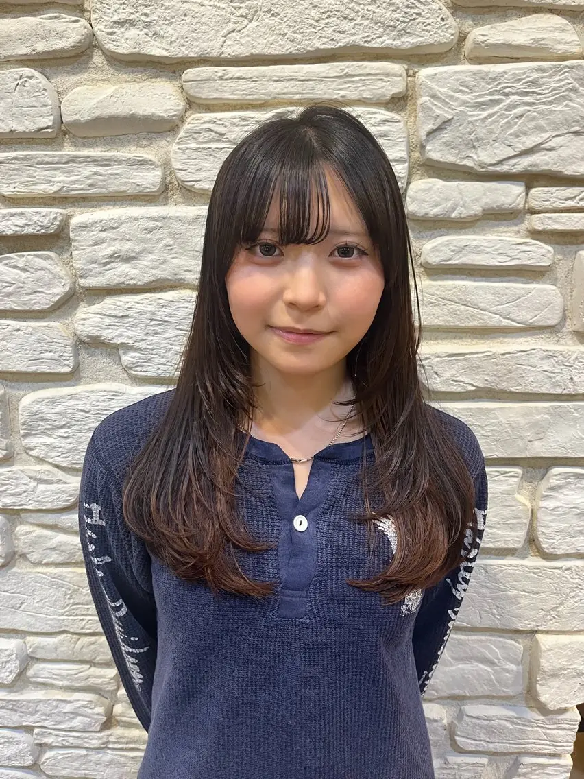 【学生限定✨】ロングカットの写真