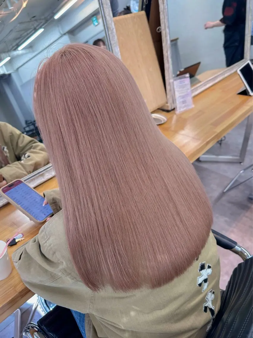ロング ヘアカラー ヘアセット 🧸🍯ダブルカラー モデルmio🍯🧸のヘアスタイル