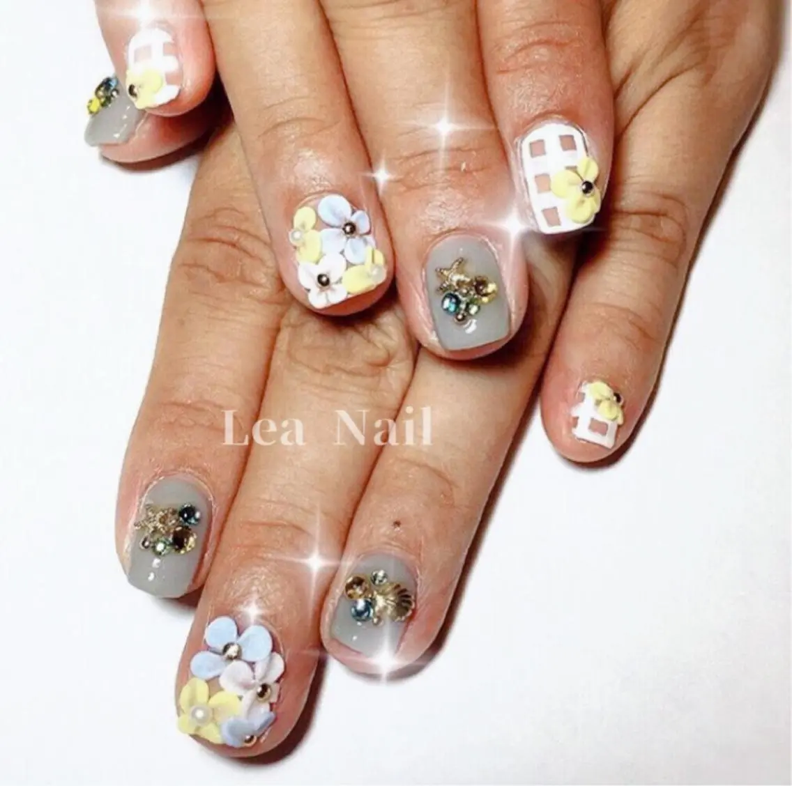 ネイル フラワーネイル Lea Nailのネイルデザイン