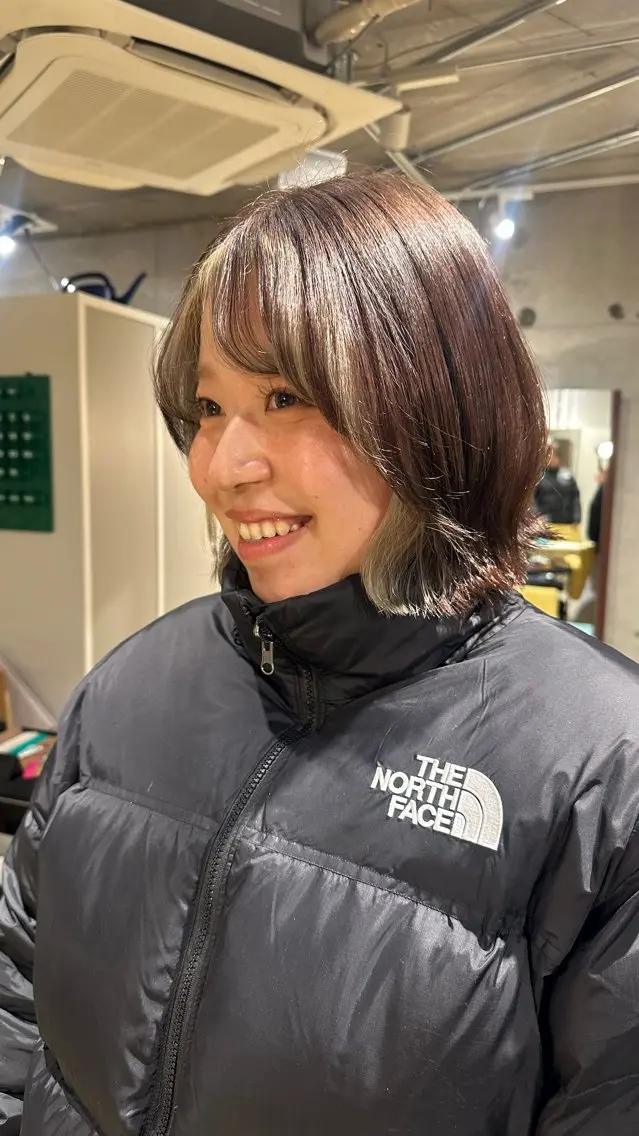 カラー インナーカラー Deguchi Momokaのヘアスタイル