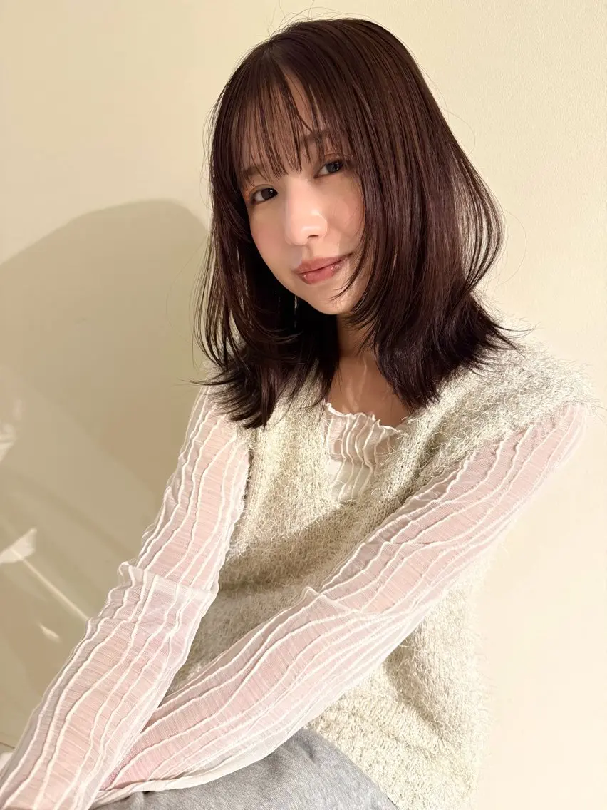 前髪ストレート+似合わせカットの写真