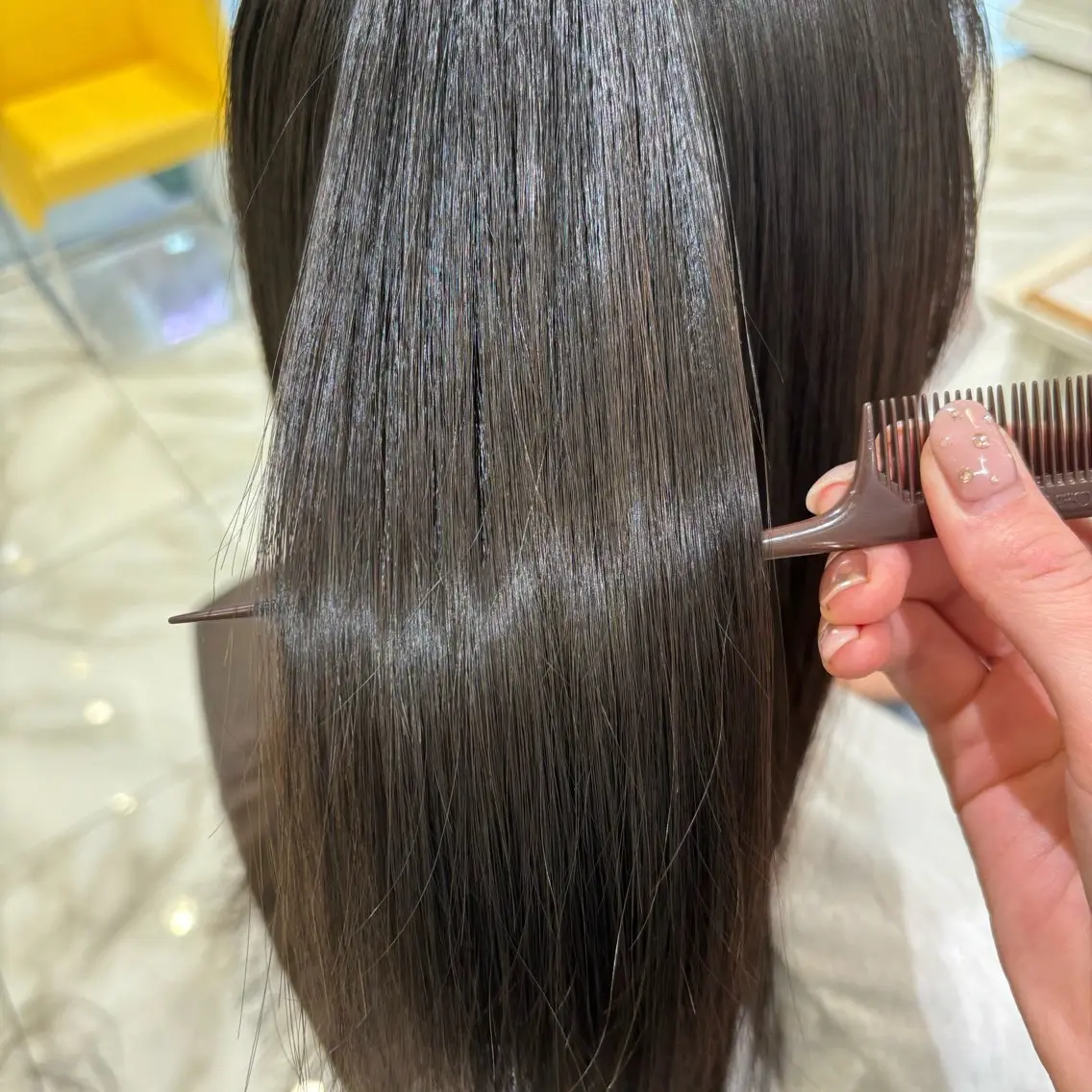 「お悩み解決!」理想のサラサラストレートヘア縮毛矯正の写真