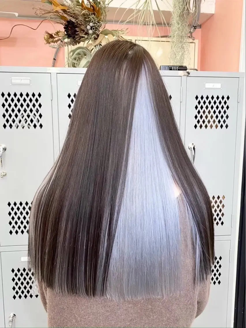 ロング ヘアカラー 🎀ハイトーンカラー / RINA🎀のヘアスタイル