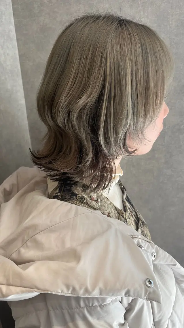 ミディアム ボブ レイヤーカット ウルフカット ウルフボブ ヘアカラー Bianca  代表 硲　貴亮【東武練馬】のヘアスタイル