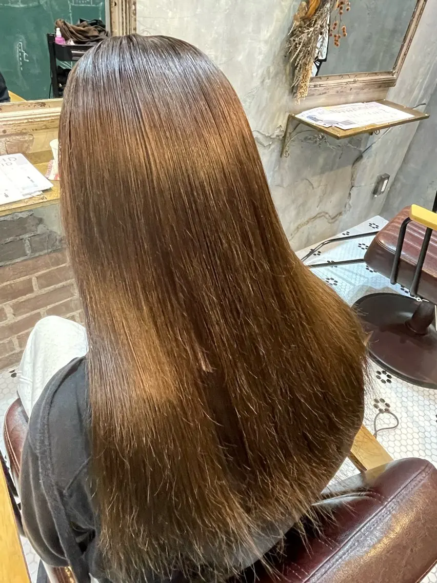 ロング カラー 井上 夢路のヘアスタイル