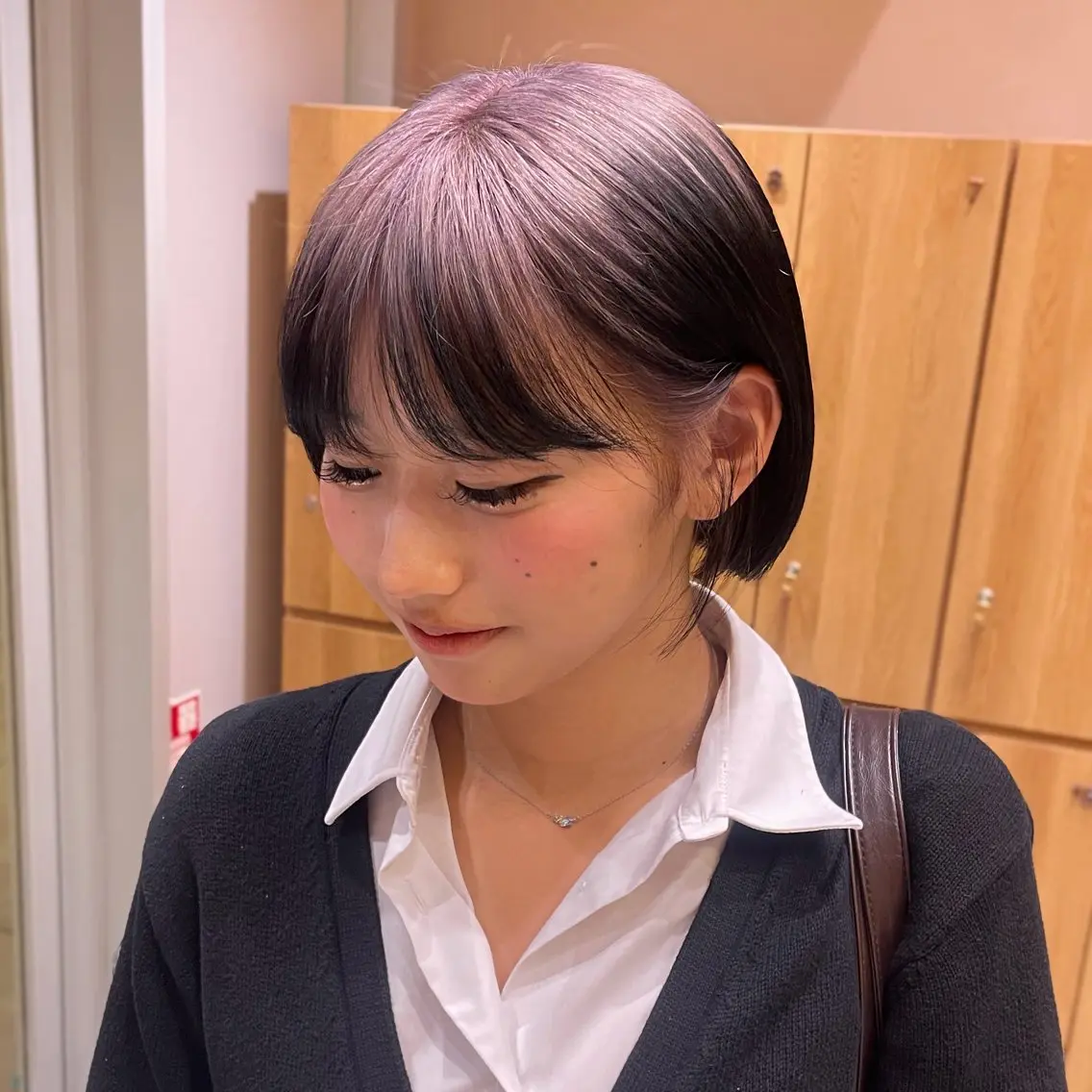 ショート カラー 黒髪 ブリーチ ラベンダーカラー ヘアカラー トリートメント レイヤー/柔らか 透明感カラー/ゆきなのヘアスタイル