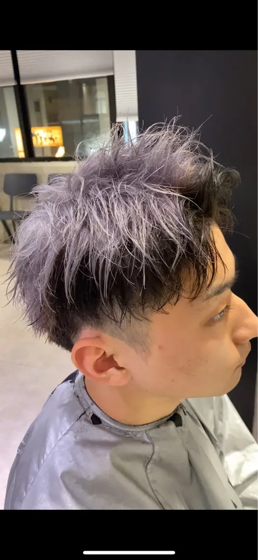 ショート カラー メンズ シルバー 【メンズカット】 富塚　瑠士のヘアスタイル