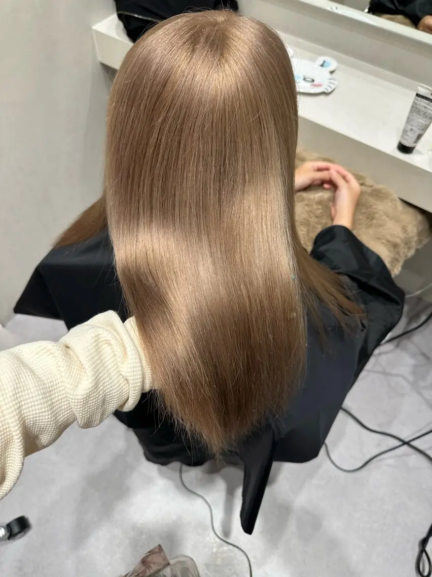 ロング カラー ブリーチ ハイトーンカラー ヘアカラー トリートメント ピンクカラー/カラー 新宿美容室🎀のヘアスタイル