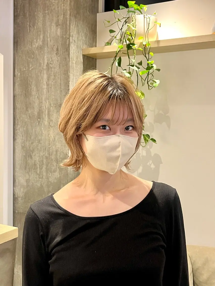 ショート メンズパーマ/ ハイトーン/タニザキのヘアスタイル