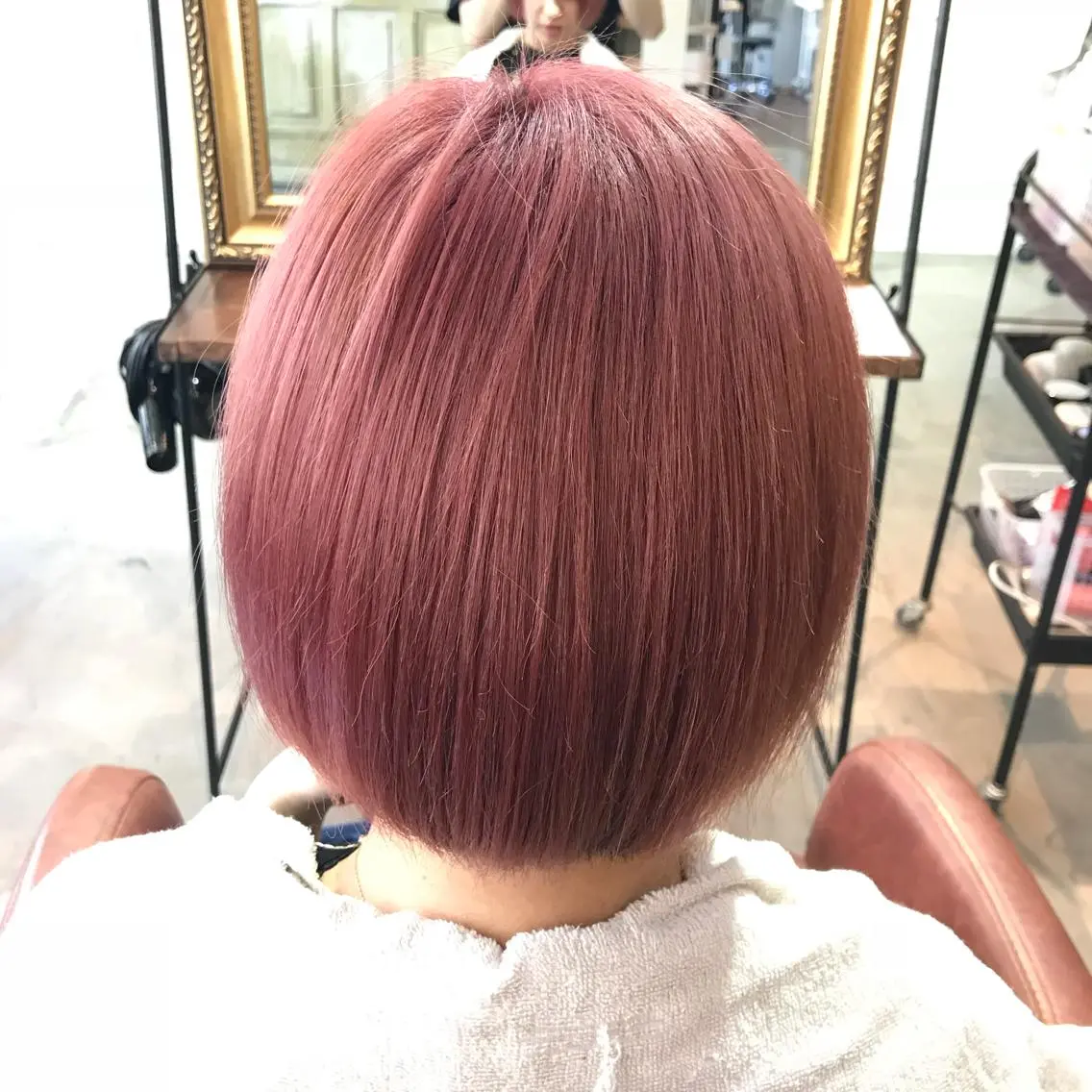 ショート カラー ブリーチ ピンクカラー マンツーマン/透明感 foi hairのヘアスタイル