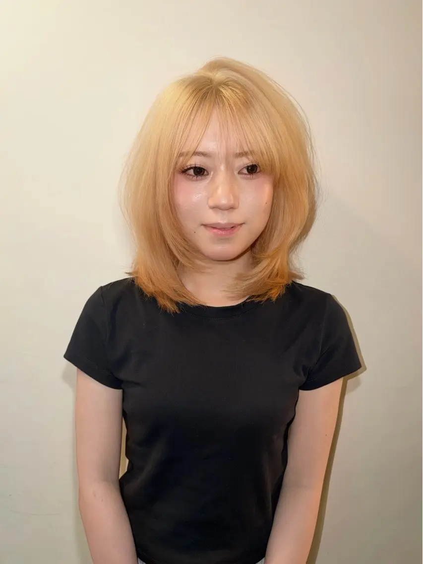 ミディアム ヘアカラー トリートメント ヘアセット Mikoto /透明感/ブリーチのヘアスタイル
