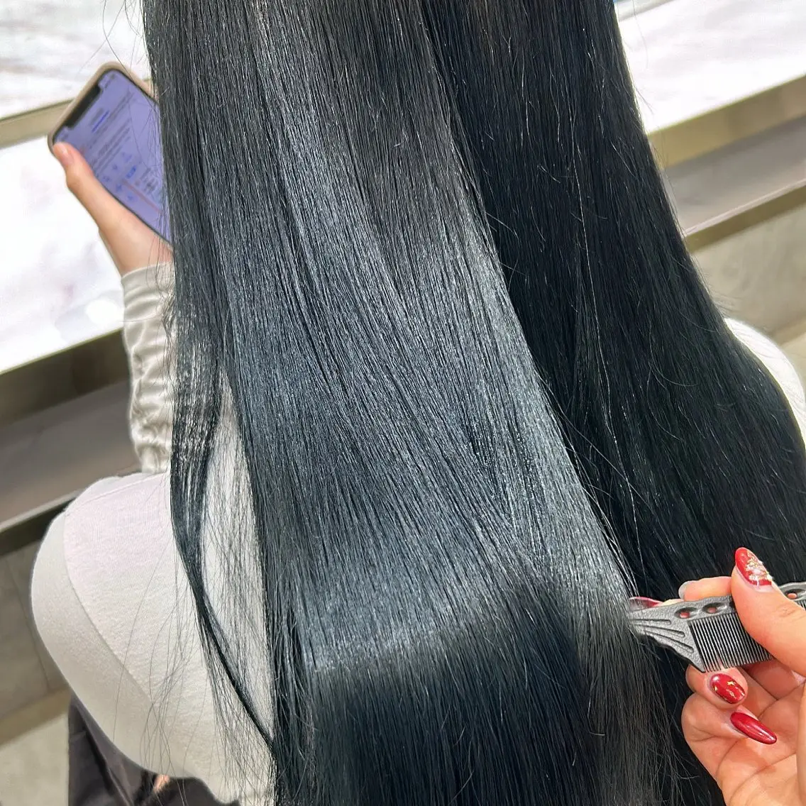 ロング カラー カット ヘアカラー トリートメント 根本 美咲のヘアスタイル