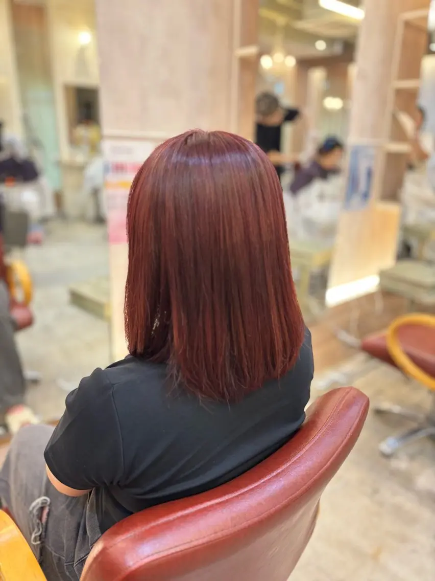 ミディアム カット ヘアカラー トリートメント 大川 瞳のヘアスタイル