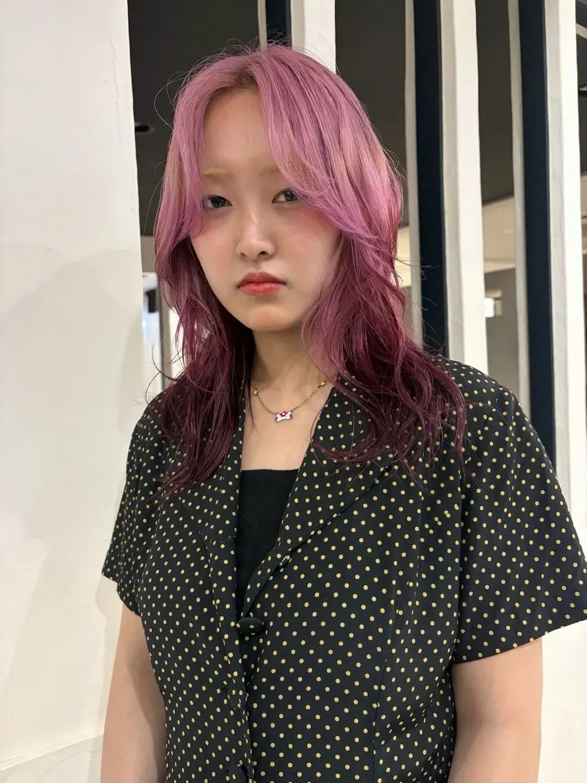 カラー ヘアカラー トリートメント NARVIS marinのヘアスタイル