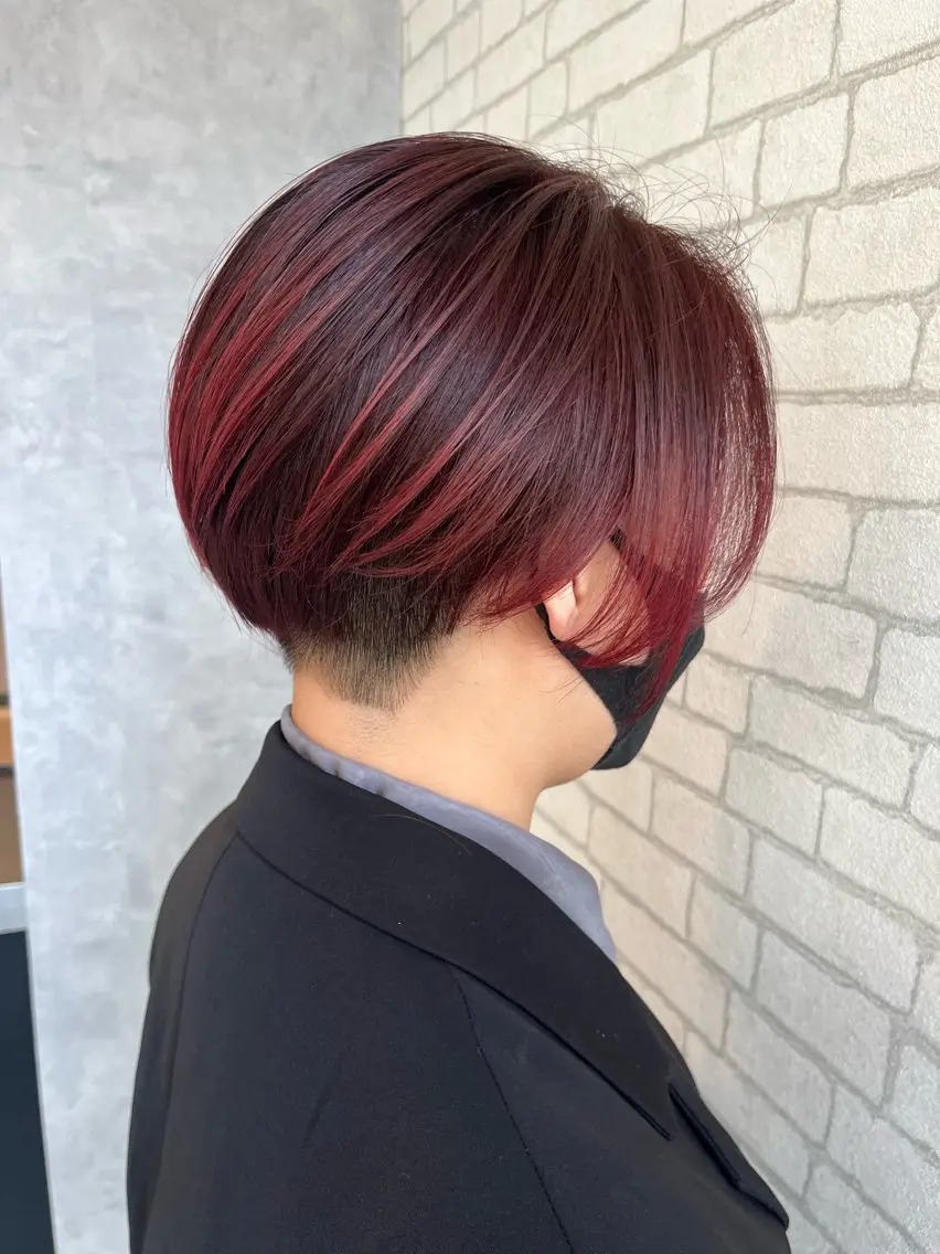 ショート カラー アートディレクター 尾内 友美のヘアスタイル