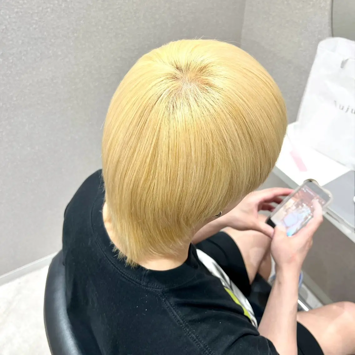 ショート カラー メンズ ヘアカラー 🩵ブリーチカラー MIORI🩵のヘアスタイル