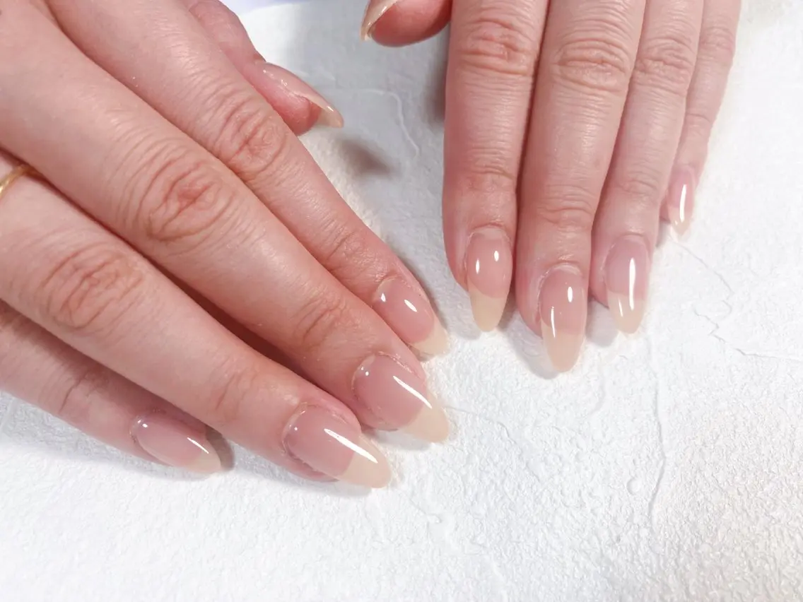 ネイル オーロラネイル フットネイル フレンチネイル ジェルネイル 韓国ネイル ハンドネイル kiki nail たまプラーザのネイルデザイン
