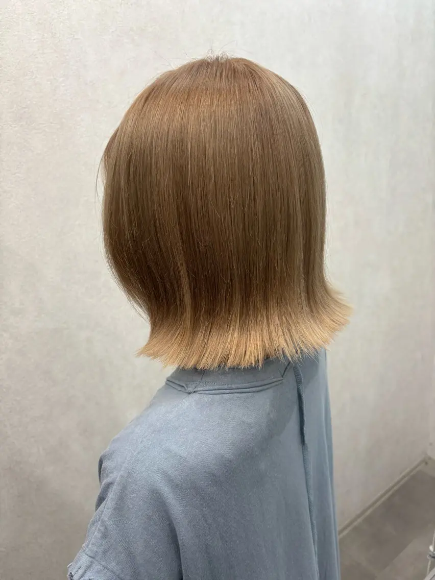 ミディアム カラー 水島 悠香子のヘアスタイル