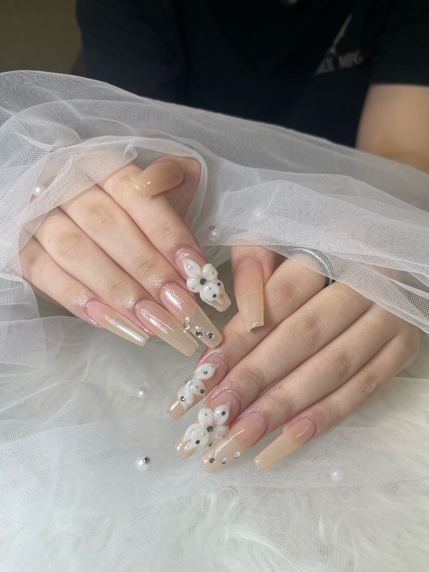 ネイル ハンドネイル NiJi Nailsのネイルデザイン