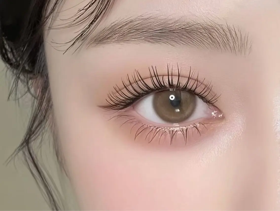 マツエク・マツパ 束感まつ毛 韓国風マツエク パリジェンヌラッシュリフト まつげパーマ 一重×まつ毛パーマ 束感まつげパーマ🩷 MOMOKAのマツエク・マツパデザイン