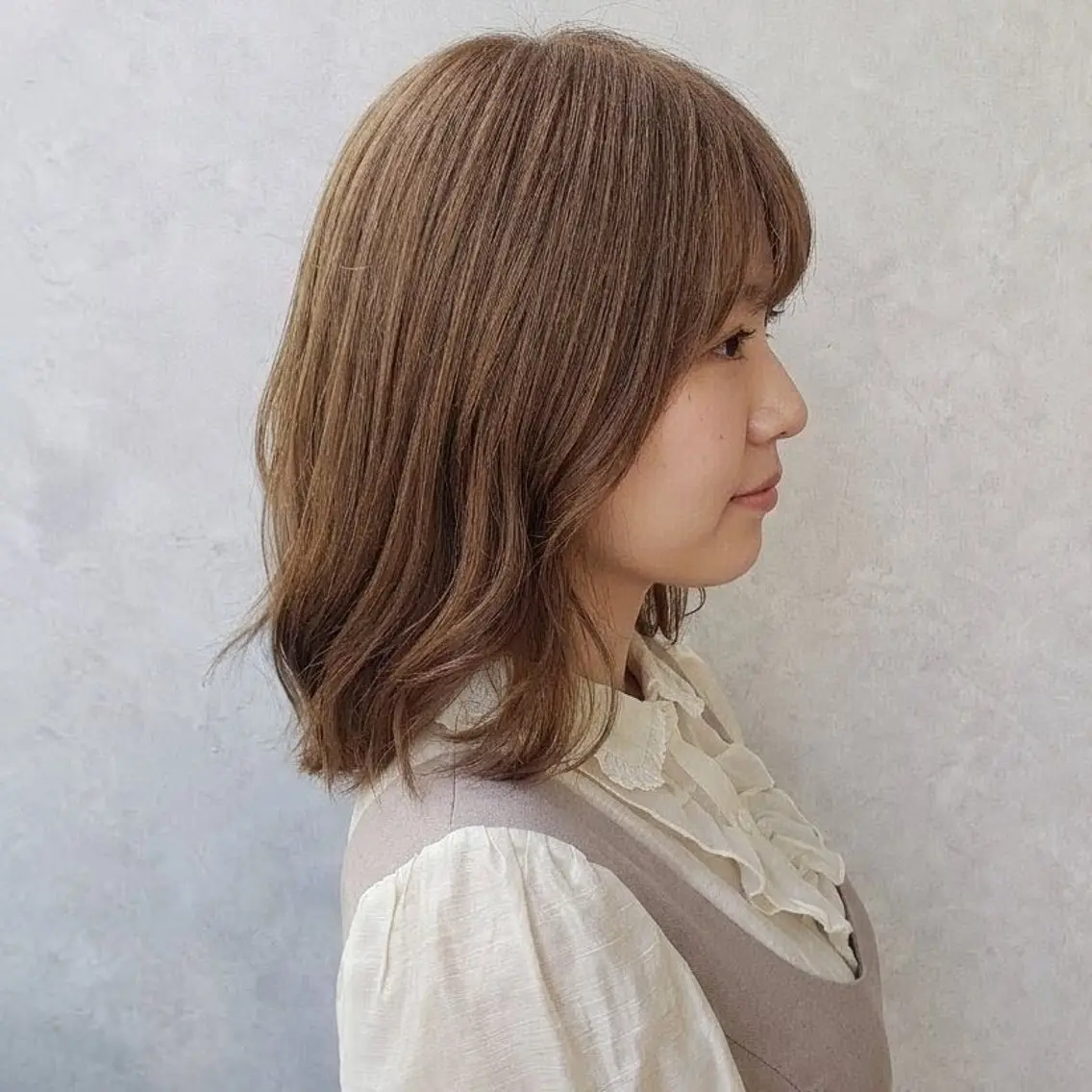 ミディアム カット ヘアカラー トリートメント ベージュ*Spica 【ミルクティー】のヘアスタイル